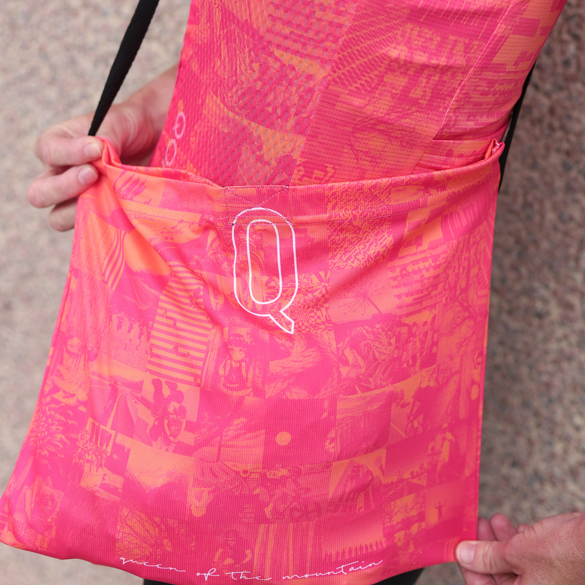 QOM Musette Bag